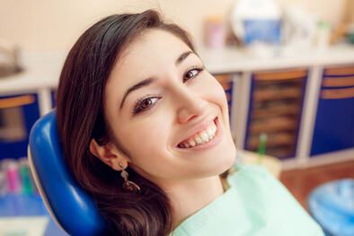 img-Missing-Or-Damaged-Dental-Restorations